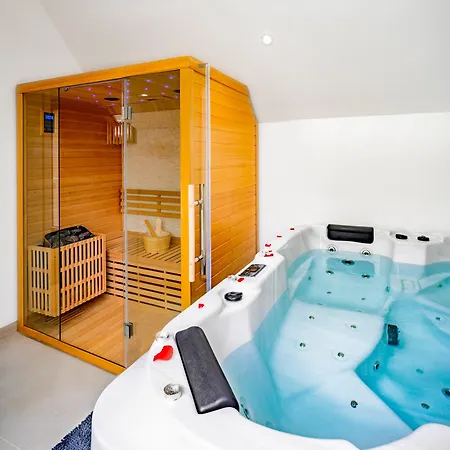 Escapade Au Cocon Des Plaisirs Secrets &sauna Ferienhaus *
