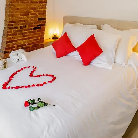 Escapade Au Cocon Des Plaisirs Secrets &sauna Ferienhaus *