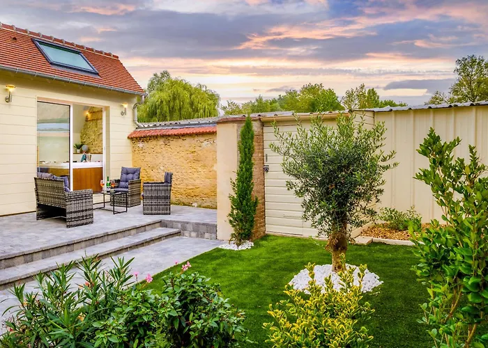 Dom wakacyjny Escapade Au Cocon Des Plaisirs Secrets &sauna *